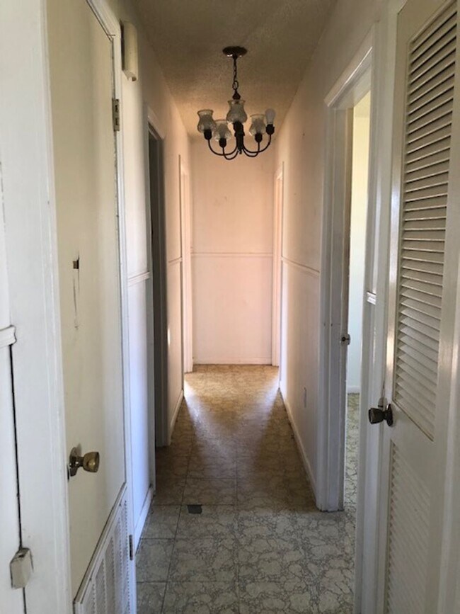 Foto del edificio - Three Bedroom Rental in Breaux Bridge!