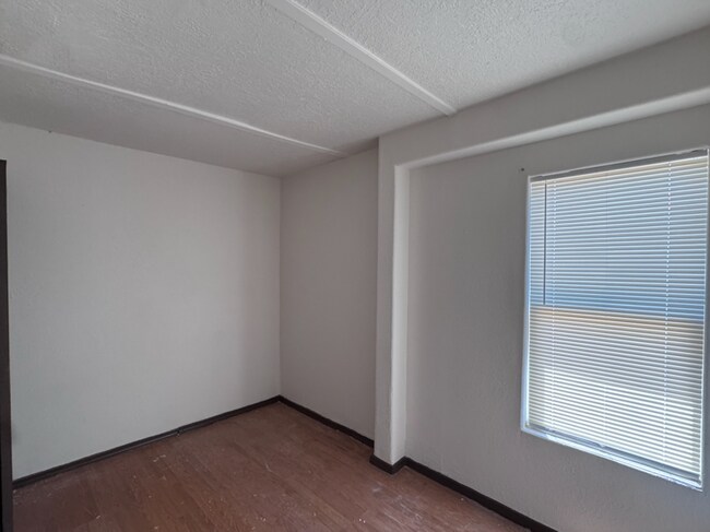 Foto del edificio - 240 Wheeler Ave SE