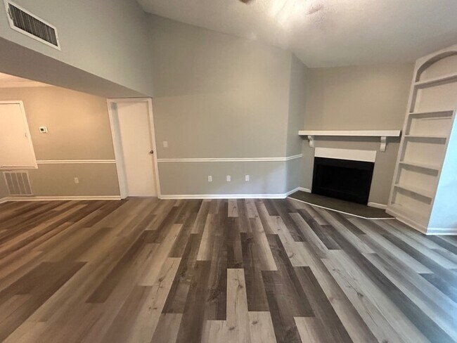 Foto del edificio - 3609 Juneau Rd
