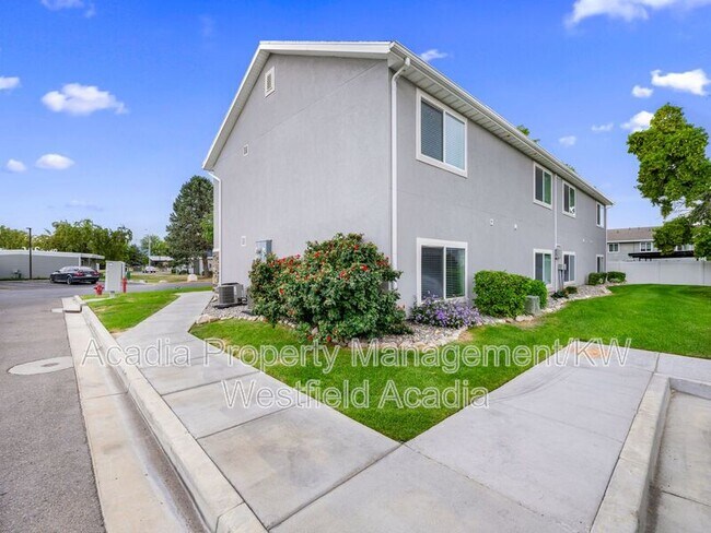 Foto del edificio - 656 W Meadow Dr