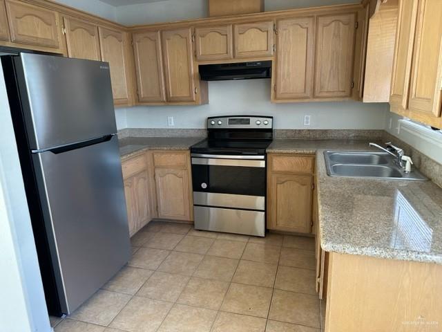 Foto del edificio - 1003 Cedarwood Dr