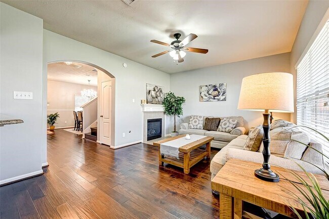 Foto del edificio - 2702 Sable Ridge Ln
