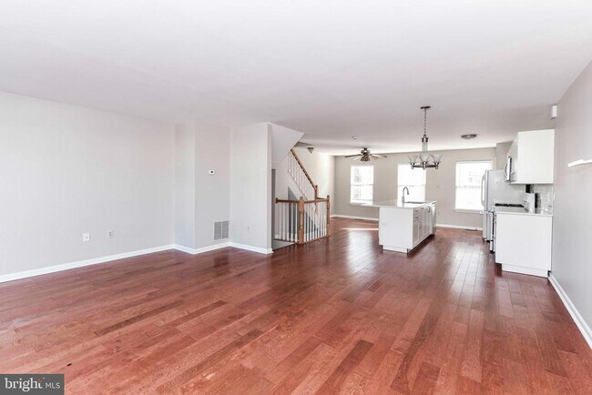 Building Photo - 22931 Fleet Terrace