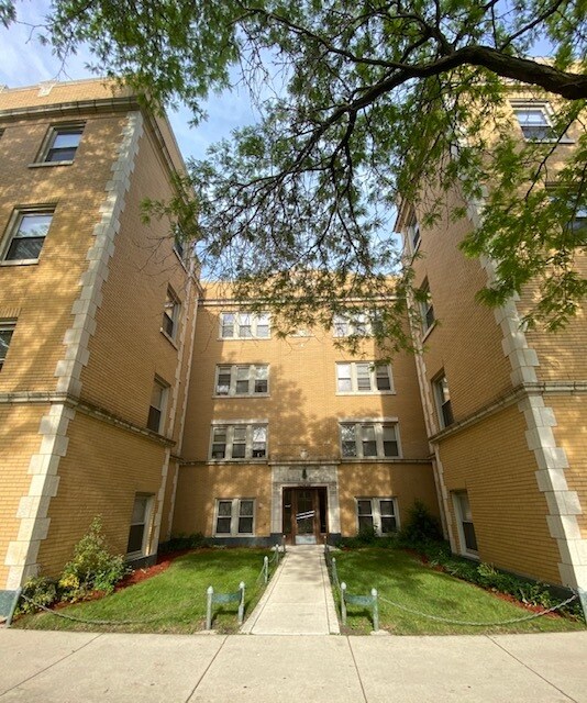 Building Photo - 5234 N Rockwell St