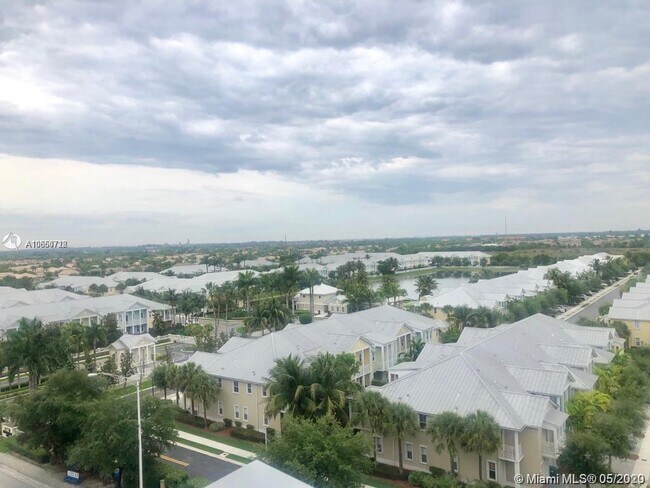 Foto del edificio - 7661 NW 107th Ave