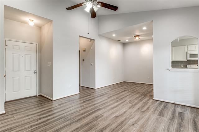Building Photo - 8600 Coppertowne Ln