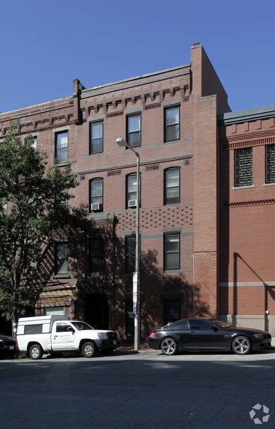 88 Berkeley St, Boston, MA 02116 Apartments in Boston, MA