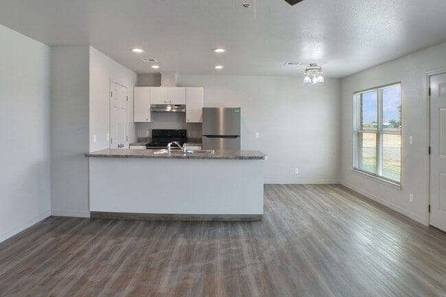Building Photo - 608 Ashland Avenue, Unit C