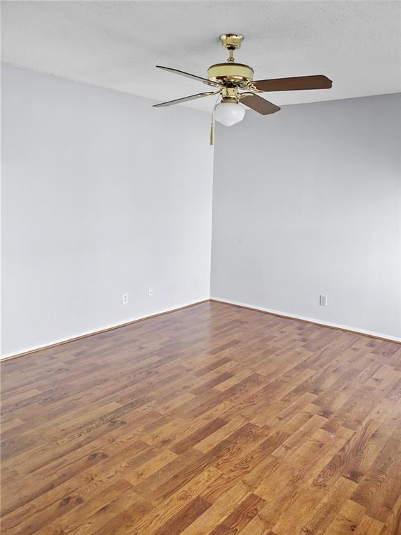 Foto del edificio - 3115 Helms St