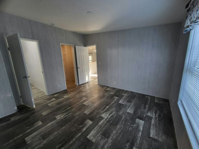 Foto del edificio - 13618 N Florida Ave