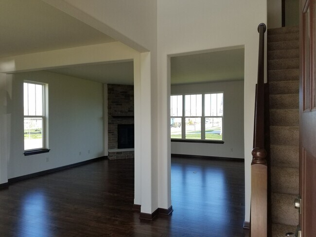 Foto del edificio - Beautiful home is Oconomowoc