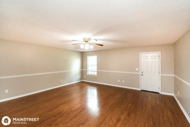 Foto del edificio - 3911 RANCHO RD, JACKSONVILLE, FL 32221