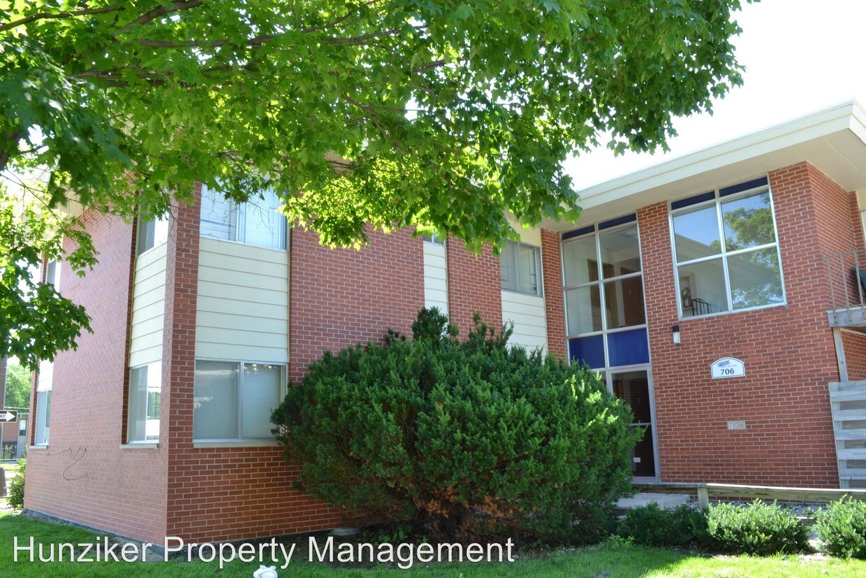 Primary Photo - 2 br, 1 bath Apartment - 706 24th 706 24th #1