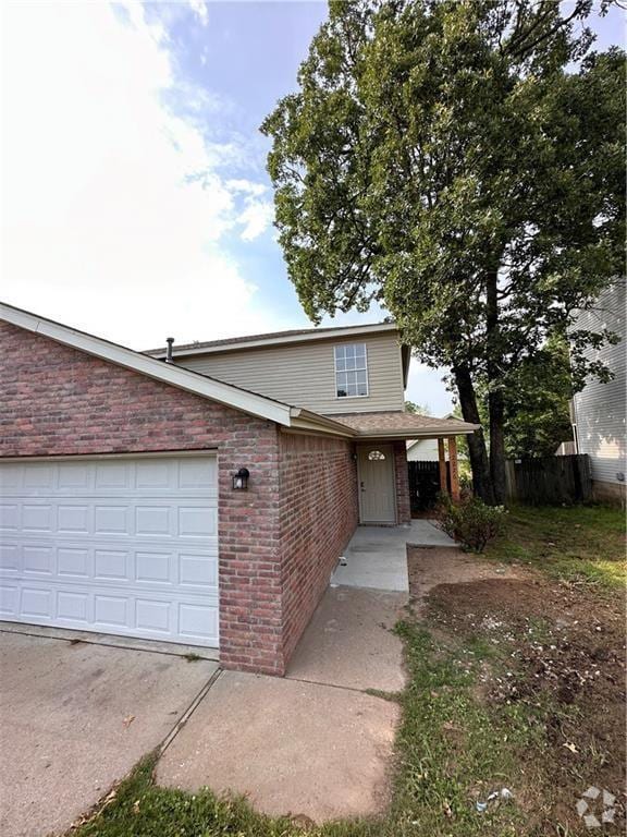 Building Photo - 2224 E Cinnamon Way