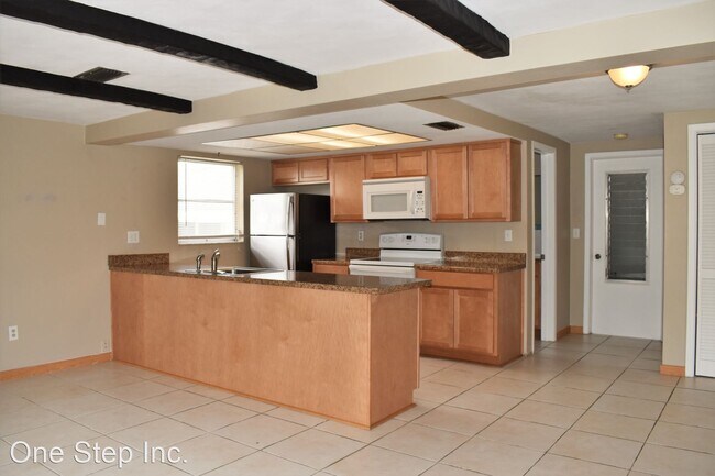 Foto del edificio - 2 br, 2 bath House - 7342 Donegal St
