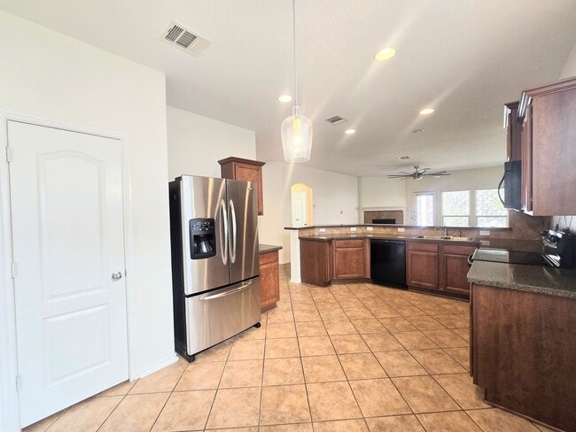 Building Photo - 3639 Bennington Way