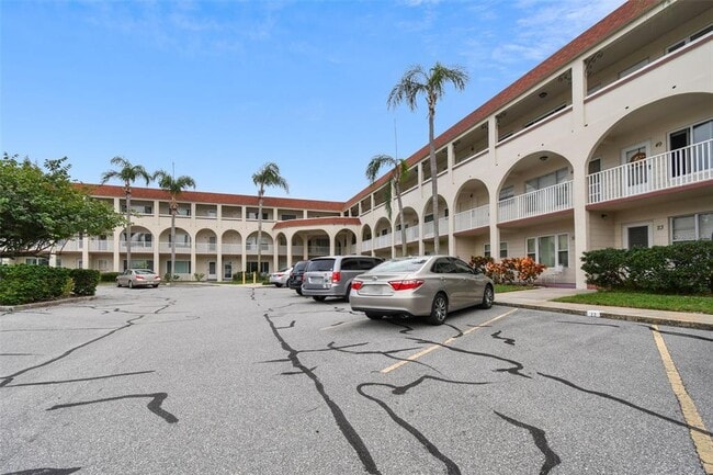 Building Photo - 2433 Brazilia Dr