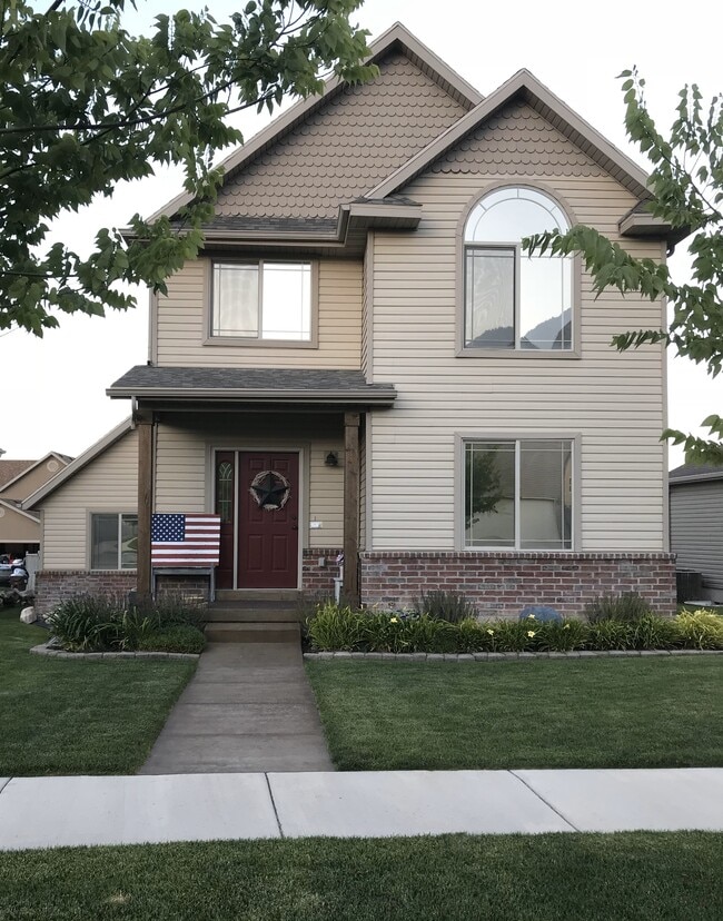 Building Photo - 7102 N Mohican Dr