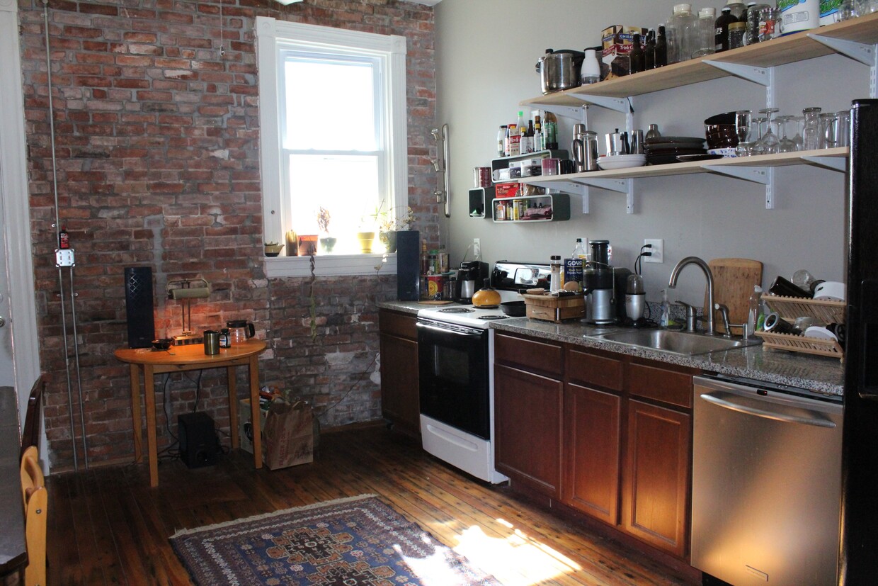 Foto principal - 2908 Cherokee St
