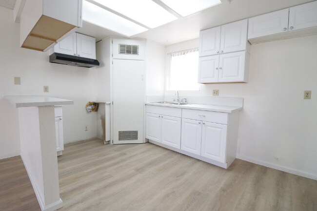 Foto del edificio - 21645 Powhatan Rd