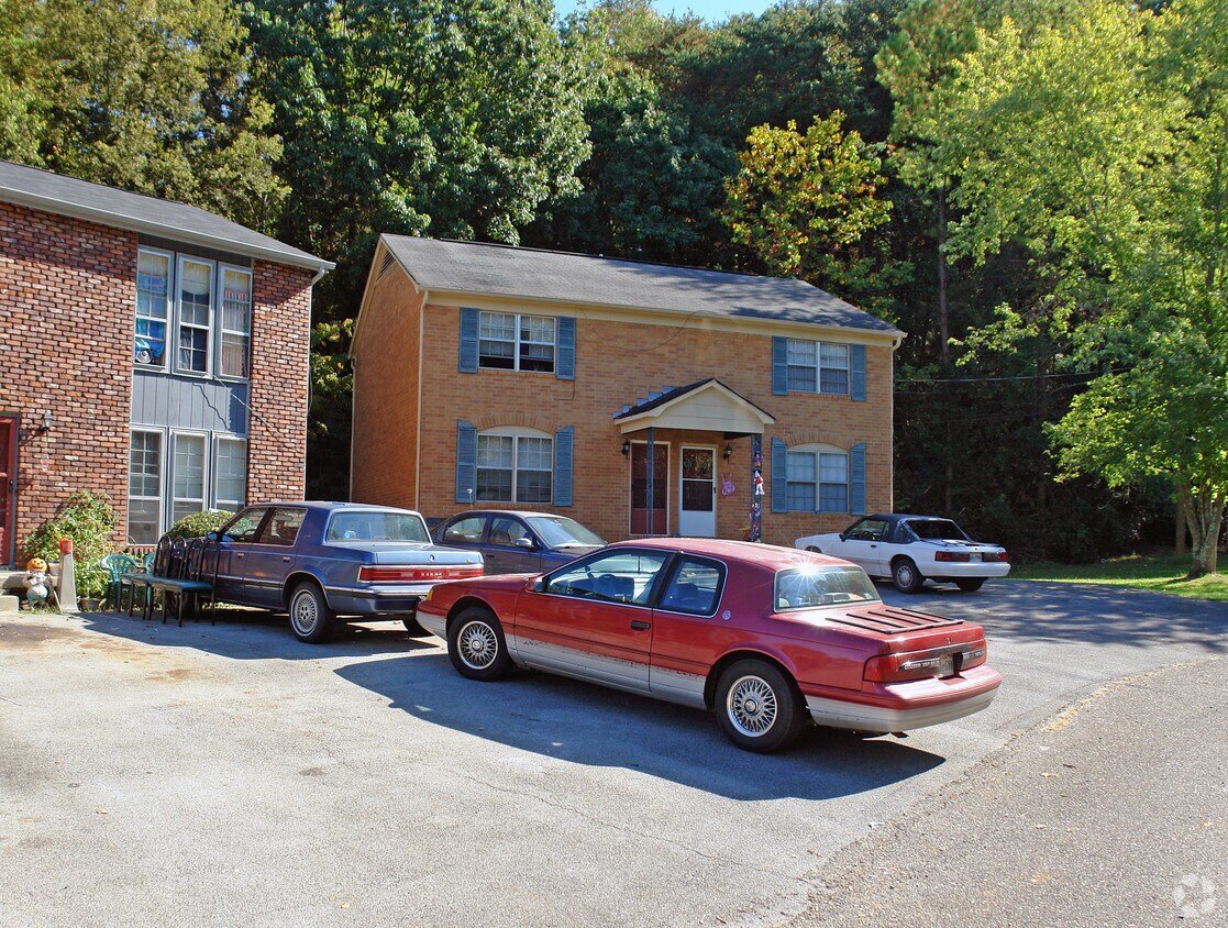 Building Photo - 804 Teaberry Rd