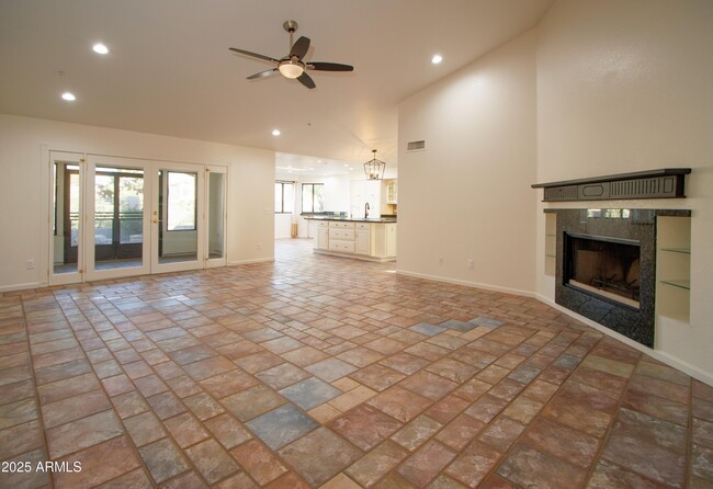 Building Photo - 11361 N 129th Way