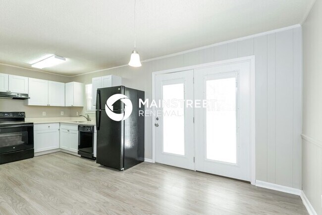 Foto del edificio - 3 Bedroom Pet-Friendly Home in Adamsville,...