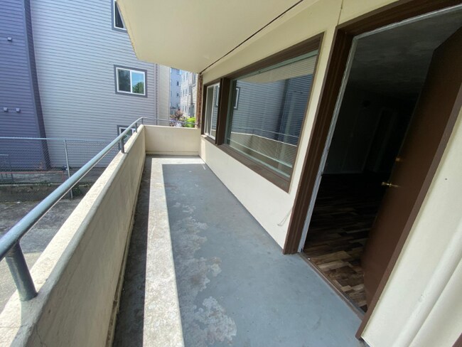 Foto del edificio - 4636 22nd Ave NE