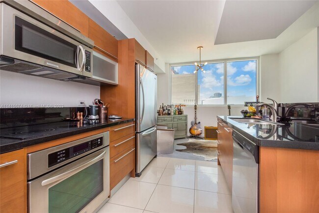 Building Photo - 244 Biscayne Blvd