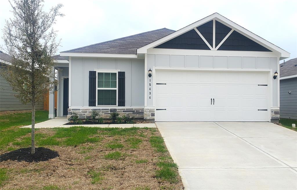 Primary Photo - 15434 Maple Ter Dr