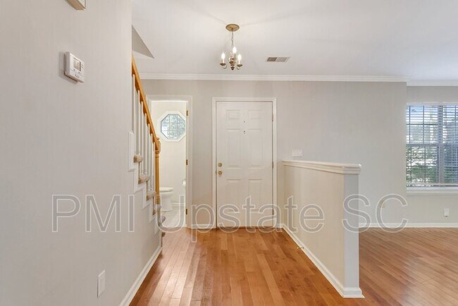 Building Photo - 104 Loden Ct