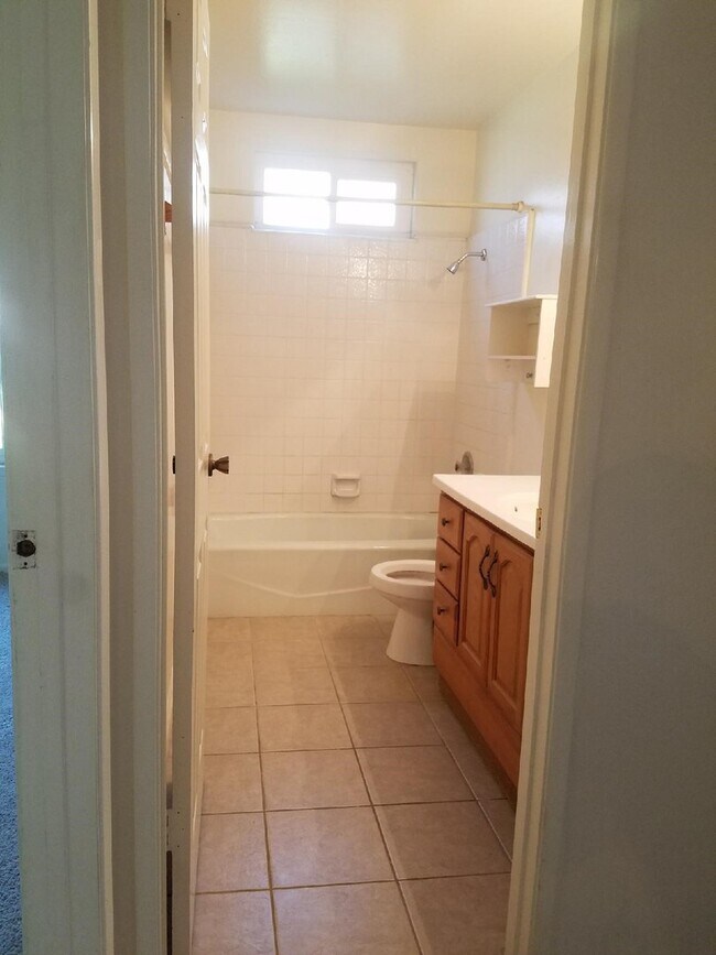 Foto del edificio - Adorable 3 Bed 2 Bath Home in Anaheim Hills