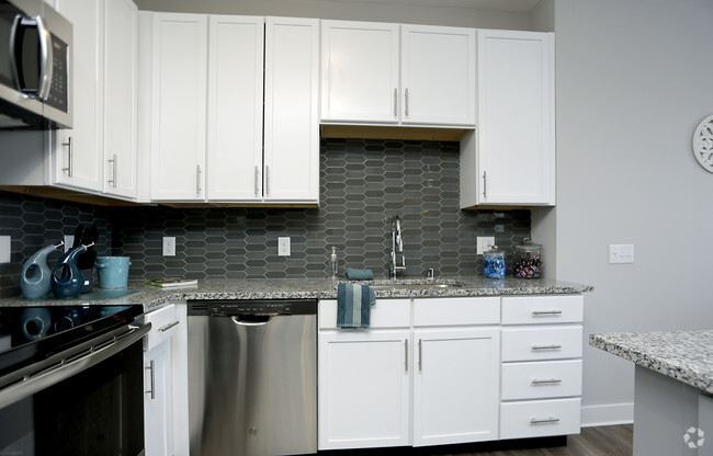 Kitchen - The Beacon at Gateway Apartments