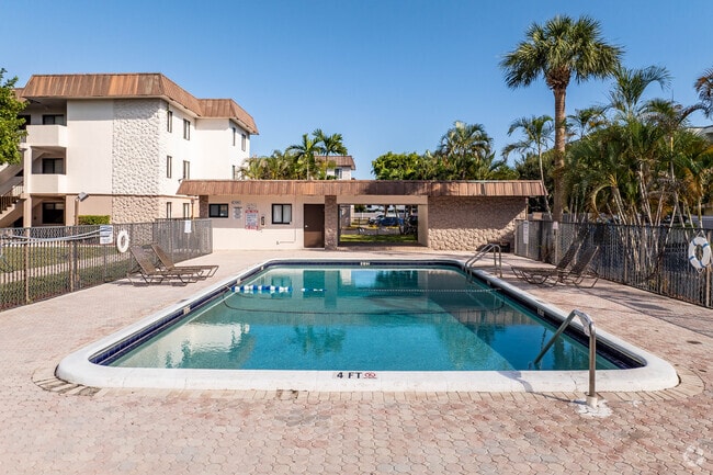 Piscina - Banyan Club