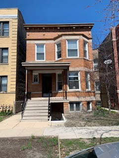 Building Photo - 3054 W Eastwood Ave