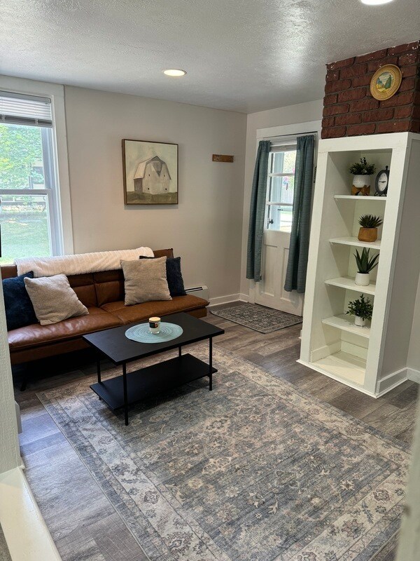Foto principal - 107 Hamilton St