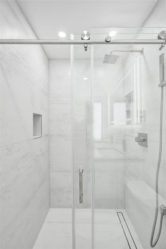 Foto del edificio - 1960 SE 5th Ct