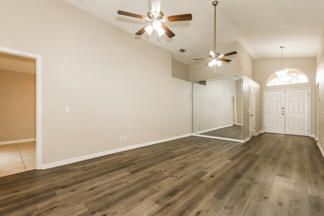 Foto del edificio - 2524 Gotham Way