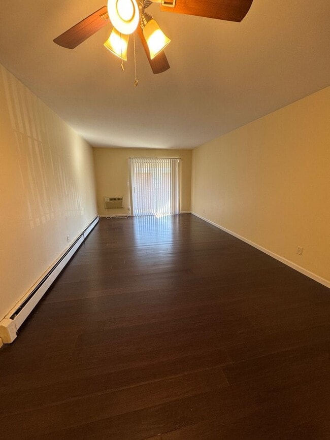 Interior Photo - Riverside Terrace Apartments