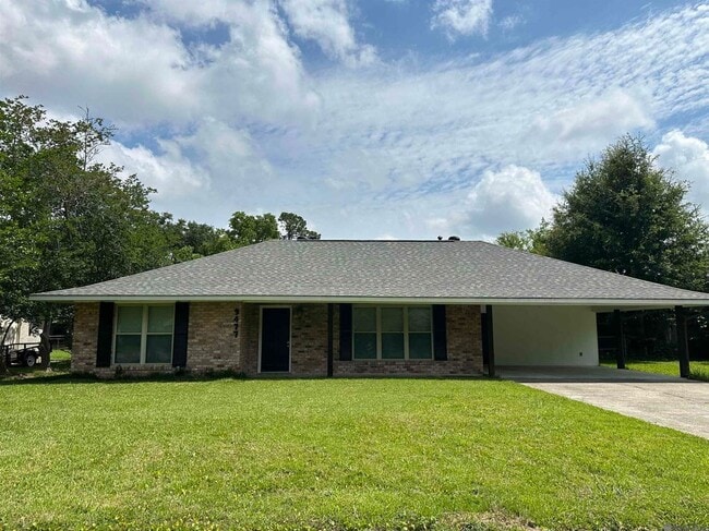 Building Photo - 9477 Macedonia Ave