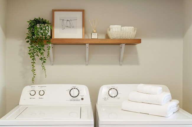 Building Photo - Quiet Meadows