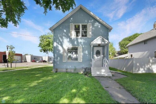 Foto del edificio - 3 Bed House, North Fargo, Near NDSU & Downtown