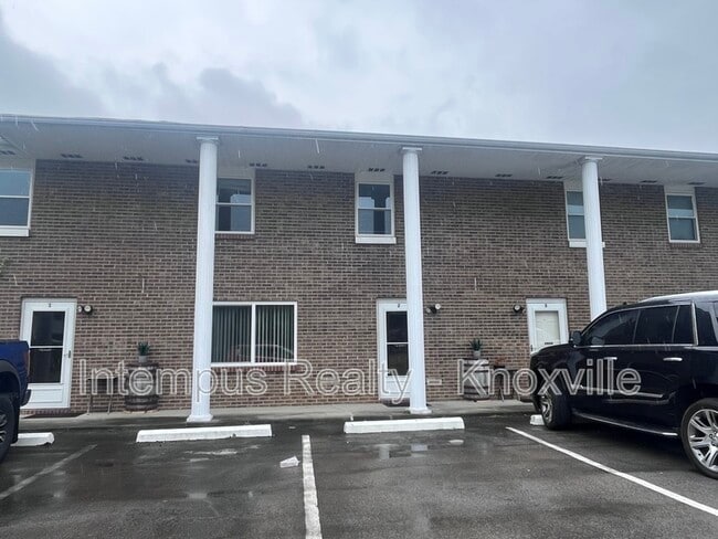Photo - 405 Iroquois Ln Townhome