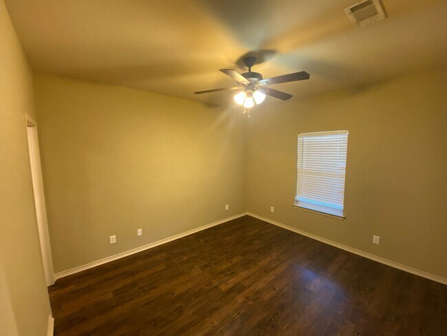 Foto del edificio - 4224 Castlegate Dr