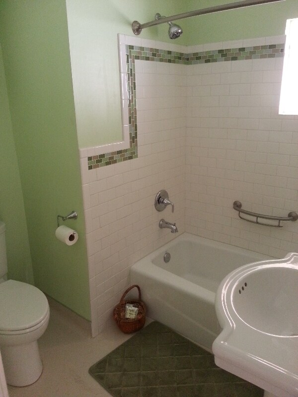 Foto del edificio - 6305 Almond Dr