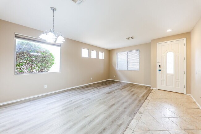 Foto del edificio - 26330 N 68th Dr