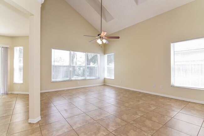 Building Photo - 2305 Needham Dr