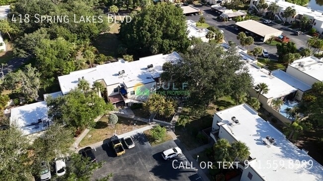 Foto del edificio - 418 Spring Lakes Blvd