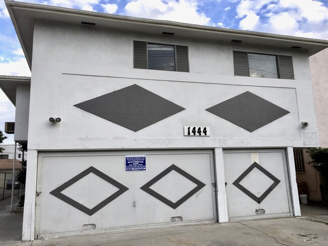 Building Photo - 1444 S Holt Ave