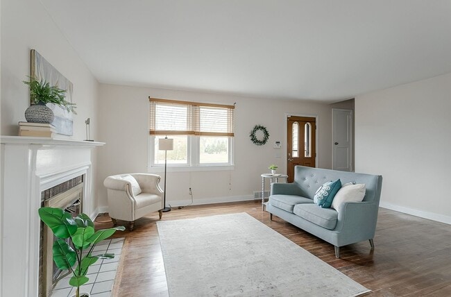 Building Photo - 205 Lattimore Rd